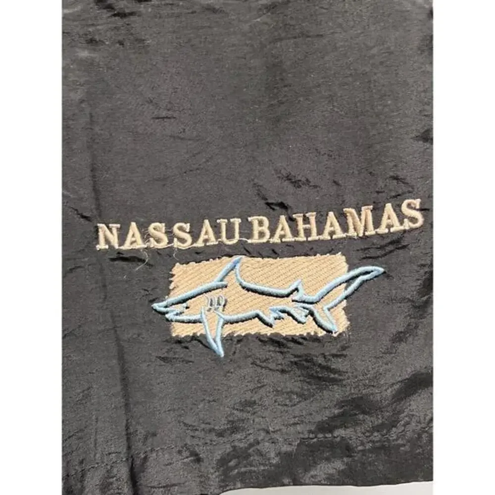Nassau Bahamas swim trunks Mens Large‎ Black Embroidered Shark Destination Lined